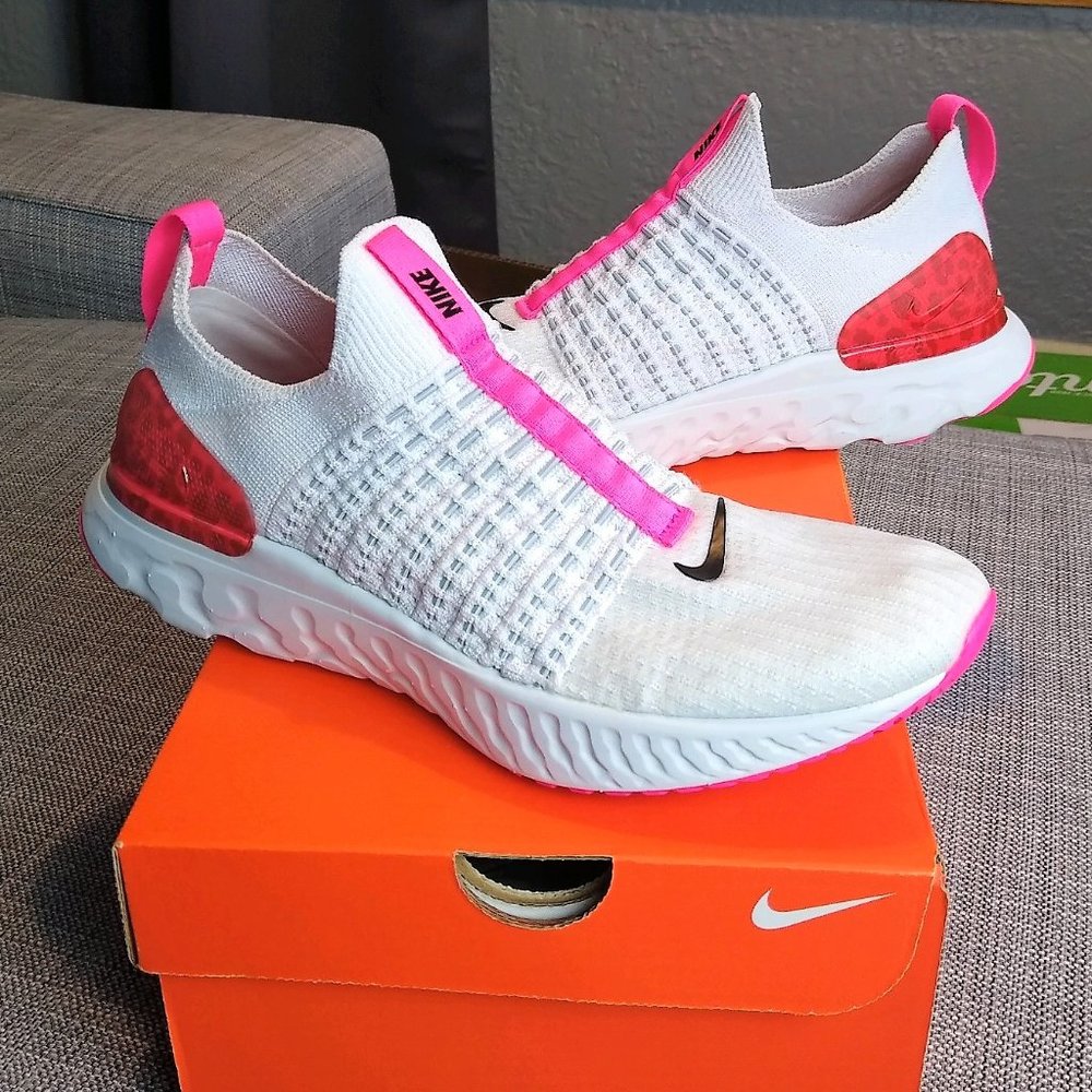 Nike React Phantom Run Flyknit Platnum Pink Sz 10.5 Like New!